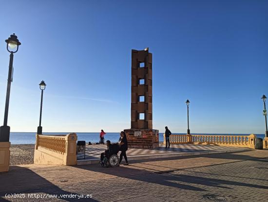  Piso en 1ª linea de playa de Regla, enfocado para el alquiler vacacional... - CADIZ 