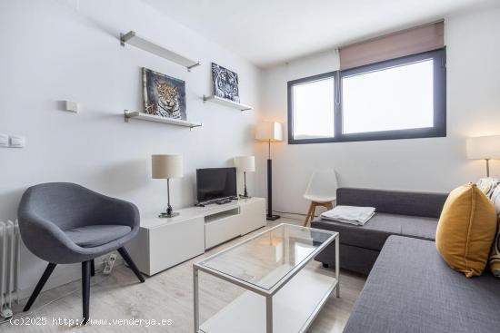 ¡Sacamos a la venta este espectacular apartamento en Edificio Monte Gorbea! - GRANADA