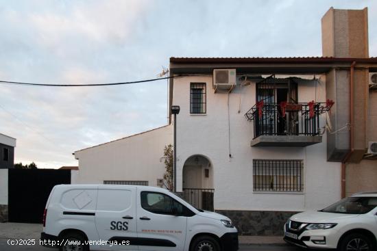 CASA CON PISCINA EN --CIJUELA-GRANADA - GRANADA