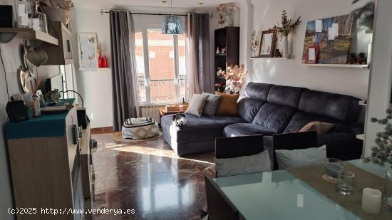  SE VENDE PISO EN REQUENA, VALENCIA - VALENCIA 