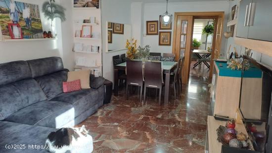 SE VENDE PISO EN REQUENA, VALENCIA - VALENCIA