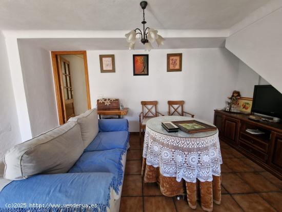 VENTA CASA VILLALUENGA DEL ROSARIO - CADIZ