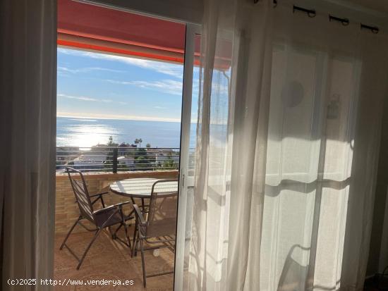 Apartamento en alquiler en urbanización Calarreona con vistas al mar - MURCIA