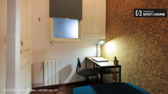 Elegante habitación en alquiler en el apartamento de 7 dormitorios L'Esquerra de l'Eixample - BARCE