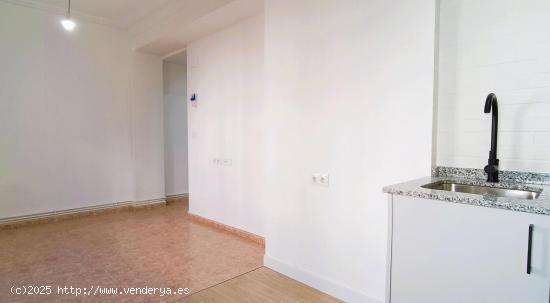 Vivienda reformada de salón con cocina americana, 3 dormitorios, baño y balcón. - ZARAGOZA