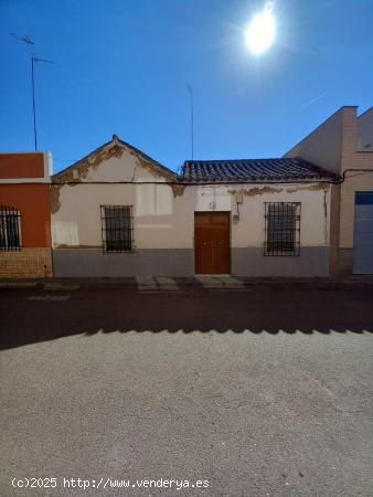 CASA DE PUEBLO PARA REFORMAR EN MORA (TOLEDO) - TOLEDO