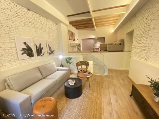 Maravilloso duplex con piscina - BARCELONA