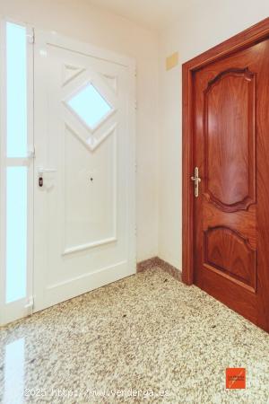 CASA ADOSADA EN VENTA EN AMPOSTA (TARRAGONA) - TARRAGONA