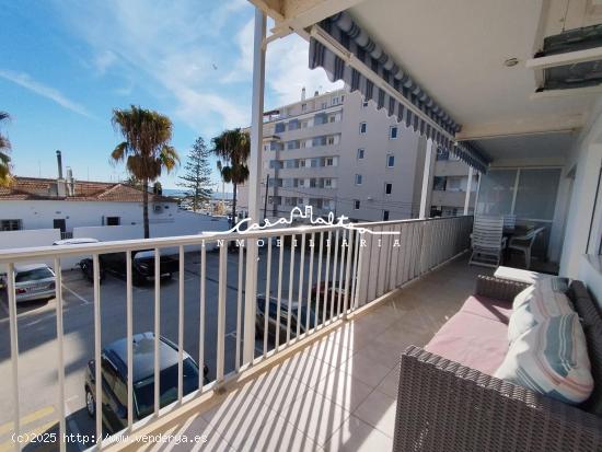 Se vende bonito y luminoso piso a pocos metros de la playa en Altea - ALICANTE