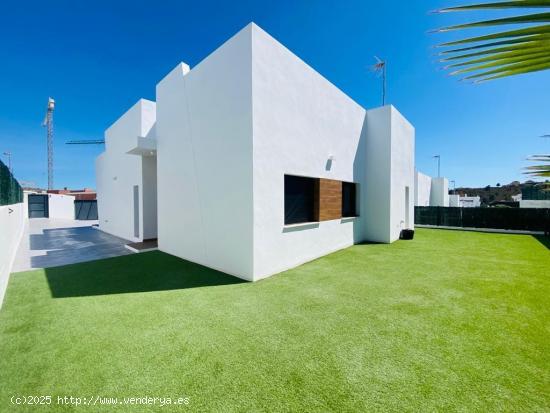 VILLA EN VENTA EN TERRA MARINA- BALCÓN DE FINESTRAT - ALICANTE