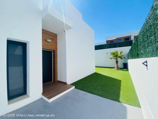 VILLA EN VENTA EN TERRA MARINA- BALCÓN DE FINESTRAT - ALICANTE