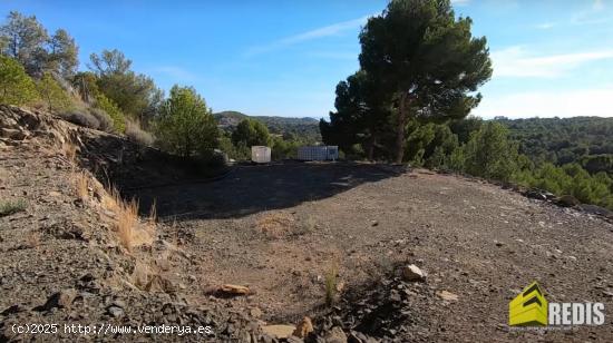 Terreno de 11.000m² en La Nucía - ALICANTE