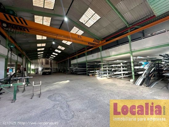 Nave industrial 1000 m²en venta. Stgo de Cartes.