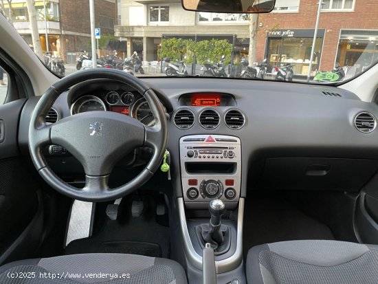 Peugeot 308 1.6 VTI 120CV SPORT IMPOLUTO !! - Barcelona