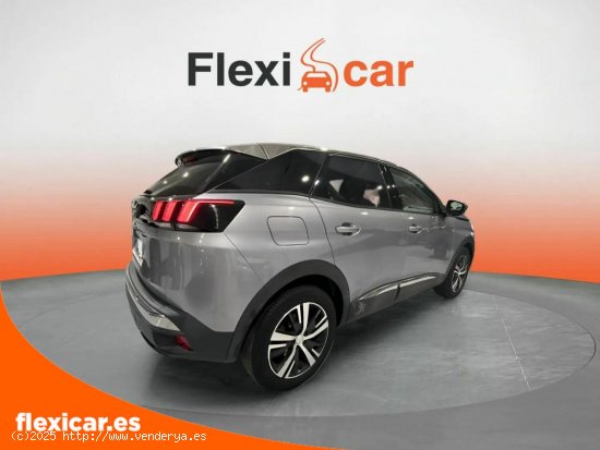 Peugeot 3008 1.2 PURETECH 96KW (130CV) ACTIVE S&S - Vilanova i la Geltrú