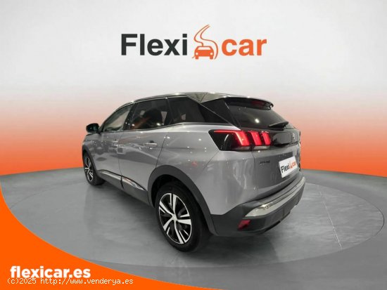 Peugeot 3008 1.2 PURETECH 96KW (130CV) ACTIVE S&S - Vilanova i la Geltrú