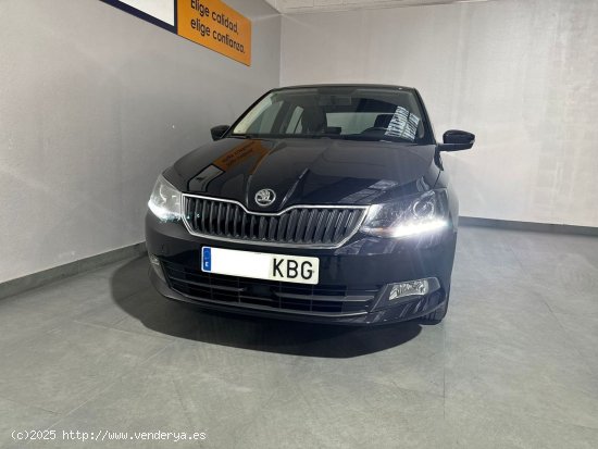 Skoda Fabia 1.2 TSI Active 90cv gasolina - Paterna