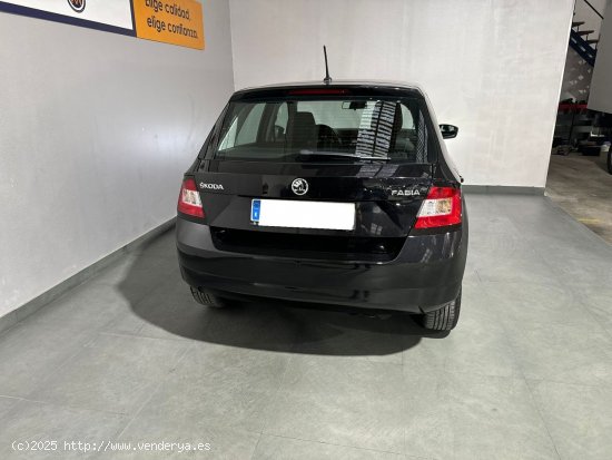 Skoda Fabia 1.2 TSI Active 90cv gasolina - Paterna