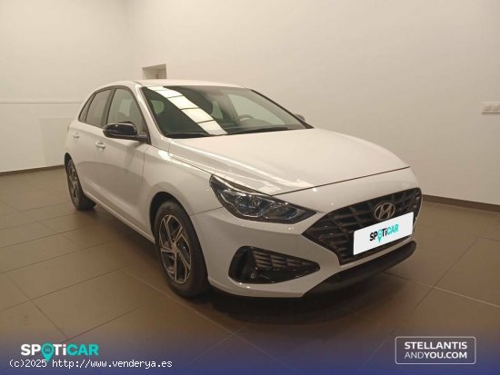 Hyundai i30  1.0 TGDI 48V Klass - Zaragoza