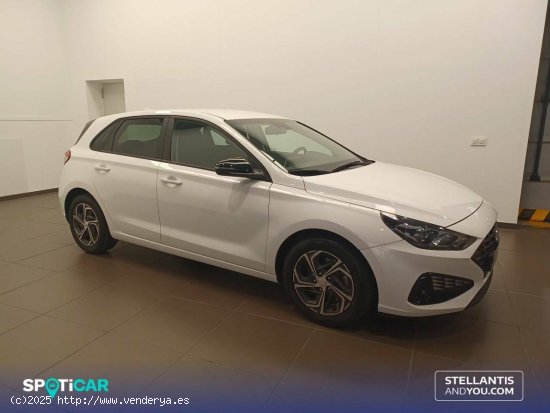 Hyundai i30  1.0 TGDI 48V Klass - Zaragoza