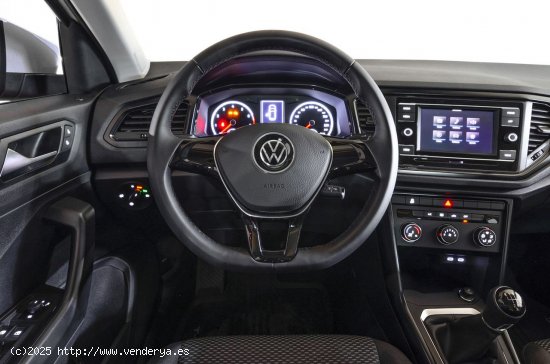 Volkswagen T-Roc  Connect 1.0 TSI 81 kW (110CV) SG6 (D113CX12) - 