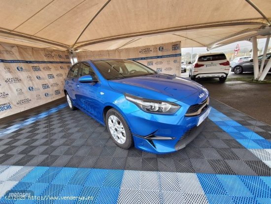  Kia Ceed 1.0 T-GDi  (120CV) Concept 5P de 2023 con 33.744 Km por 17.900 EUR. en Pontevedra 