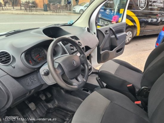 Renault Kangoo 1.5 dci 75cv Furgon de 2019 con 110.000 Km por 6.795 EUR. en Madrid