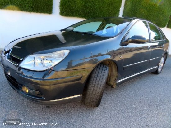 Citroen C5 1.6 HDI EXCLUSIVE-PIEL ALCANTARA-XENON-PARKTRONIC de 2006 con 250.000 Km por 1.900 EUR. e