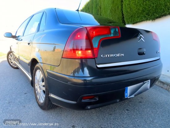 Citroen C5 1.6 HDI EXCLUSIVE-PIEL ALCANTARA-XENON-PARKTRONIC de 2006 con 250.000 Km por 1.900 EUR. e