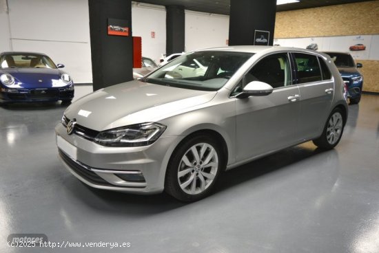 Volkswagen Golf 1.5 TSI Evo Sport 150 CV de 2019 con 63.000 Km por 20.490 EUR. en Madrid