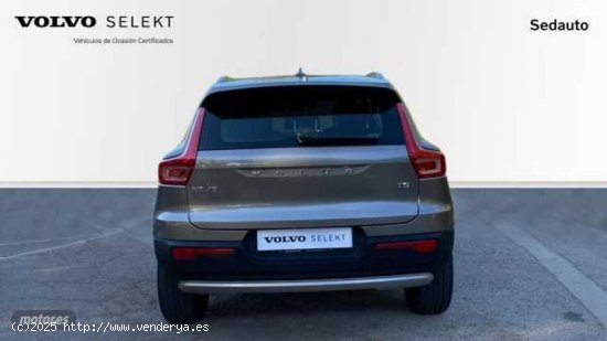 Volvo XC40 1.5 T3 MOMENTUM PRO AUTO 5P de 2020 con 53.801 Km por 29.900 EUR. en Murcia