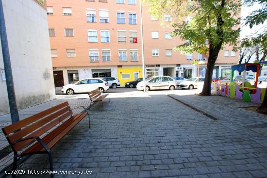 Local totalmente equipado para  Hostelería. Zona Centro/Pardaleras - BADAJOZ