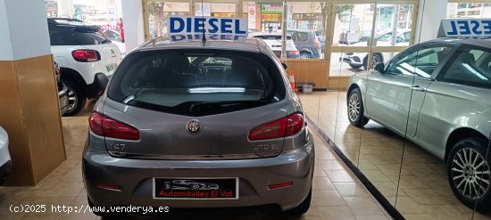 Alfa Romeo 147 1900 JTD 150CV DISTINCTIVE - Alcalá de Henares