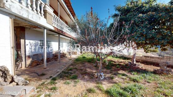 CASA EN VENDA EN CA L'ANTON - BARCELONA