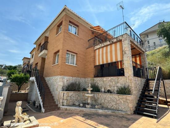 CASA a 4 vientos con piscina a 5' de Martorell - BARCELONA