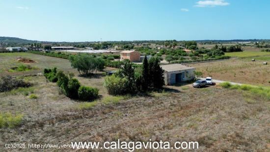  Nave agrícola en el término de Campos a 6 km de Colonia Sant Jordi - BALEARES 