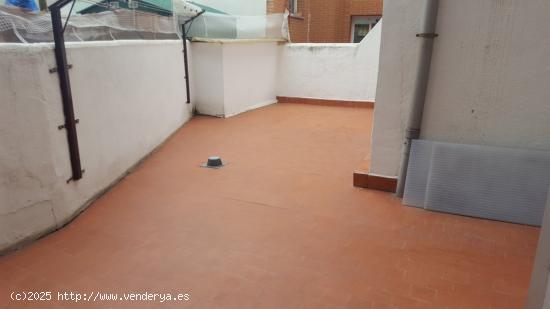  Piso bajo en venta 3 dormitorios - MADRID 