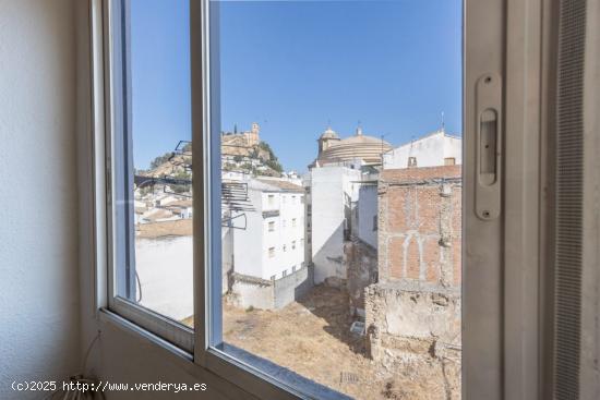 Gran piso en el centro de Montefrio - GRANADA