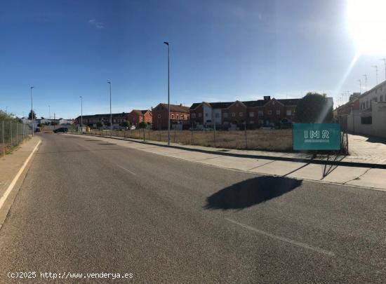 Solar para uso terciario en Benacazón. - SEVILLA