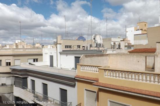  PISO CENTRICO JUNTO GLORIETA - ALICANTE 