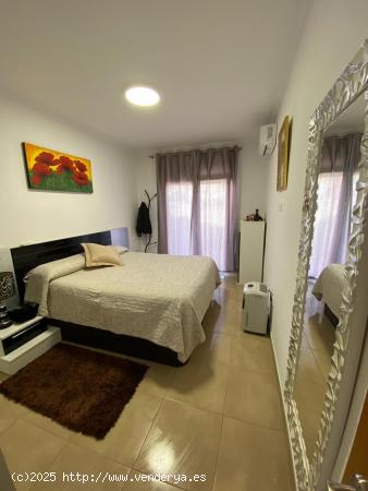 Se vende en Vera Playa fantástico chalet !!! - ALMERIA