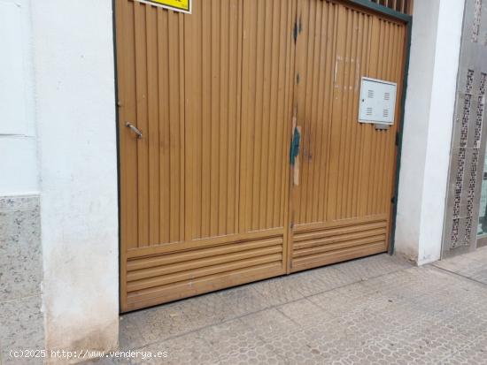 COCHERA EN VENTA EN VALDEOLLEROS - CORDOBA