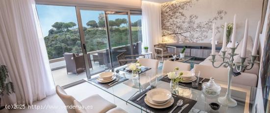 Nuevos apartamentos en venta sobre plano de 2 y 3 dormitorios y áticos en La Cala Resort, Mijas Cos