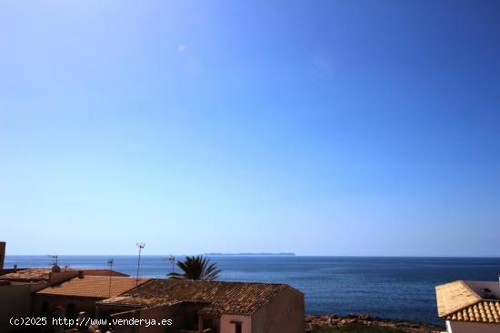 Casa en primera linea del mar con licencia turística - BALEARES