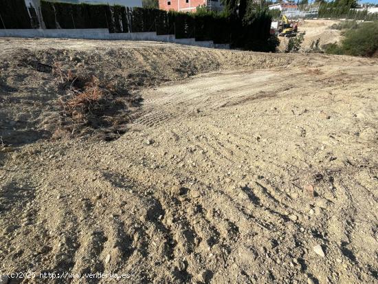 PARCELA  EN URB. LA ALCAYNA CON PROYECTO DE OBRA - MURCIA