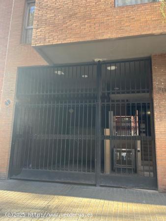  Se vende plaza de garaje zona la Petxina-Extramurs - VALENCIA 