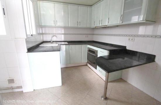 OPORTUNIDAD PISO EN VENTA EN EL CENTRO DE PARETS DEL VALLÈS, BARCELONA - BARCELONA