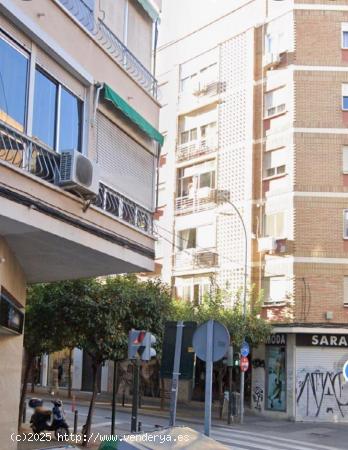 Local comercial en Santa Eulalia - MURCIA