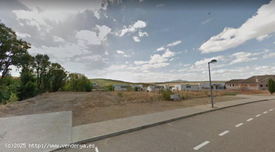 Terreno en venta en Layos de 800 m2