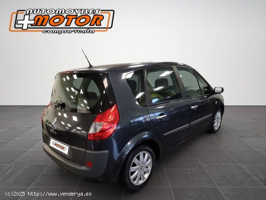 Renault Scénic II Dynamique 1.5dCi - Torrelavega